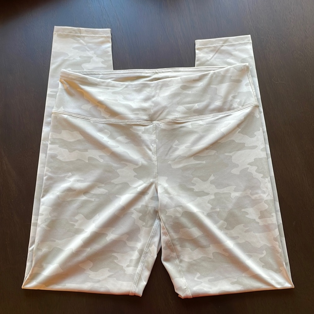 Kyodan camo leggings